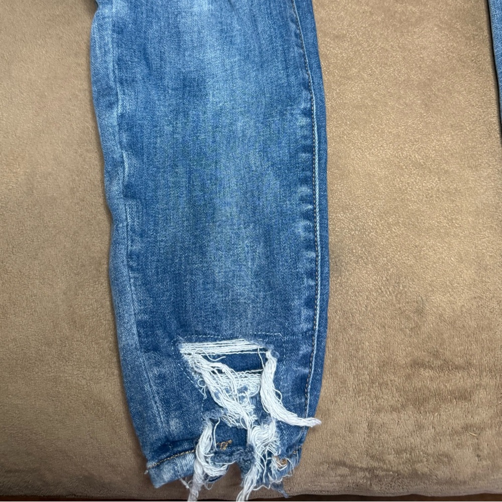 American Eagle Outfitter’s Women’s Size 10 High-Rise Distressed Skinny Jeans - Picture 10 of 15